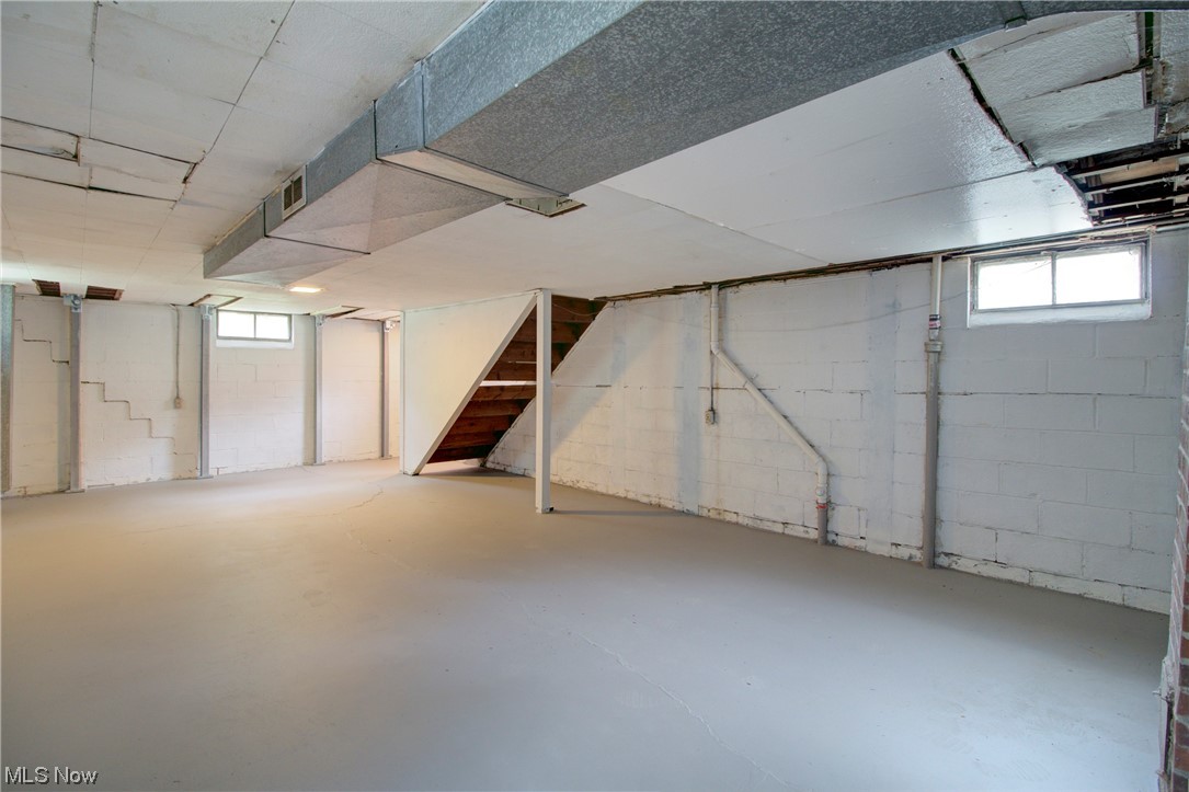 Dunbar Ruggles - Residential Income