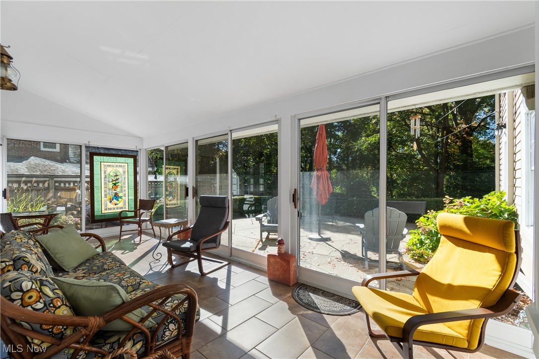 Sunset View - Residential