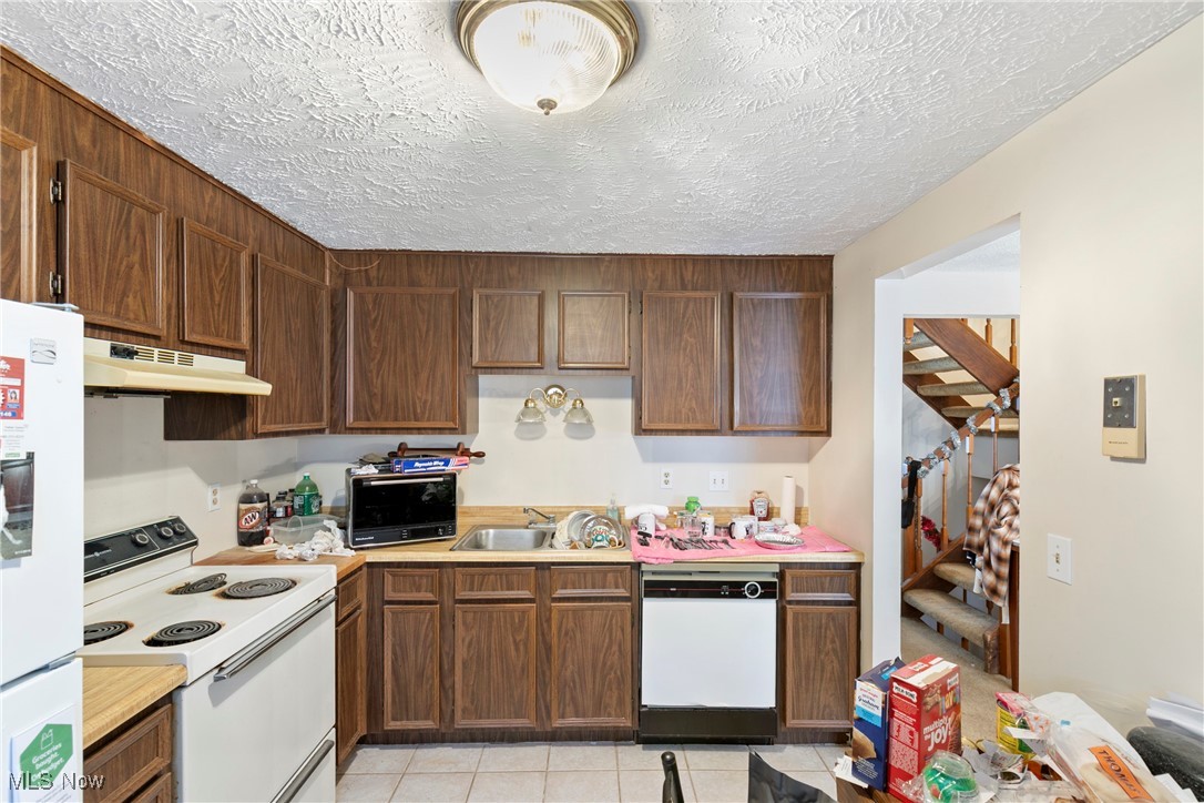 Chestnut Commons Condo - Residential