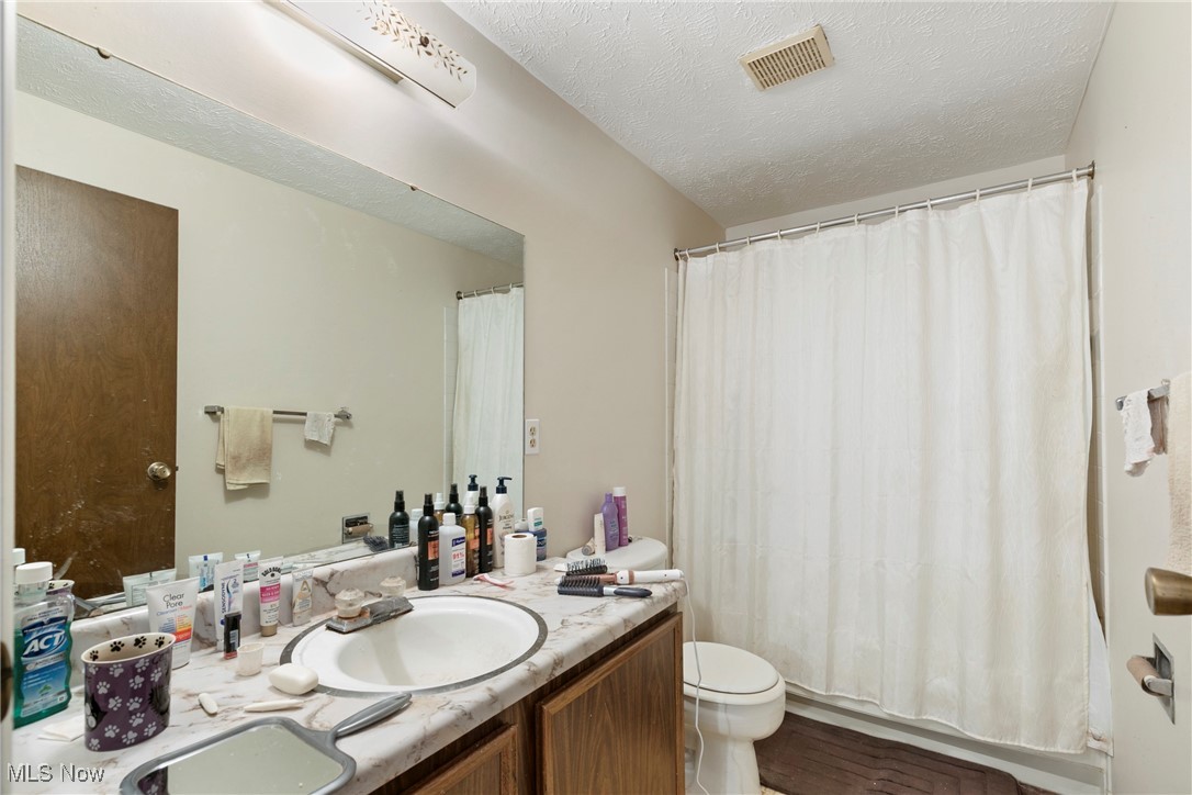 Chestnut Commons Condo - Residential