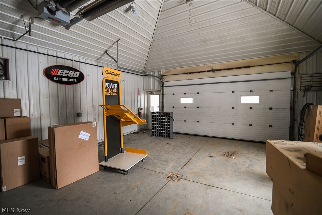 Brunswick 01 - Commercial Sale