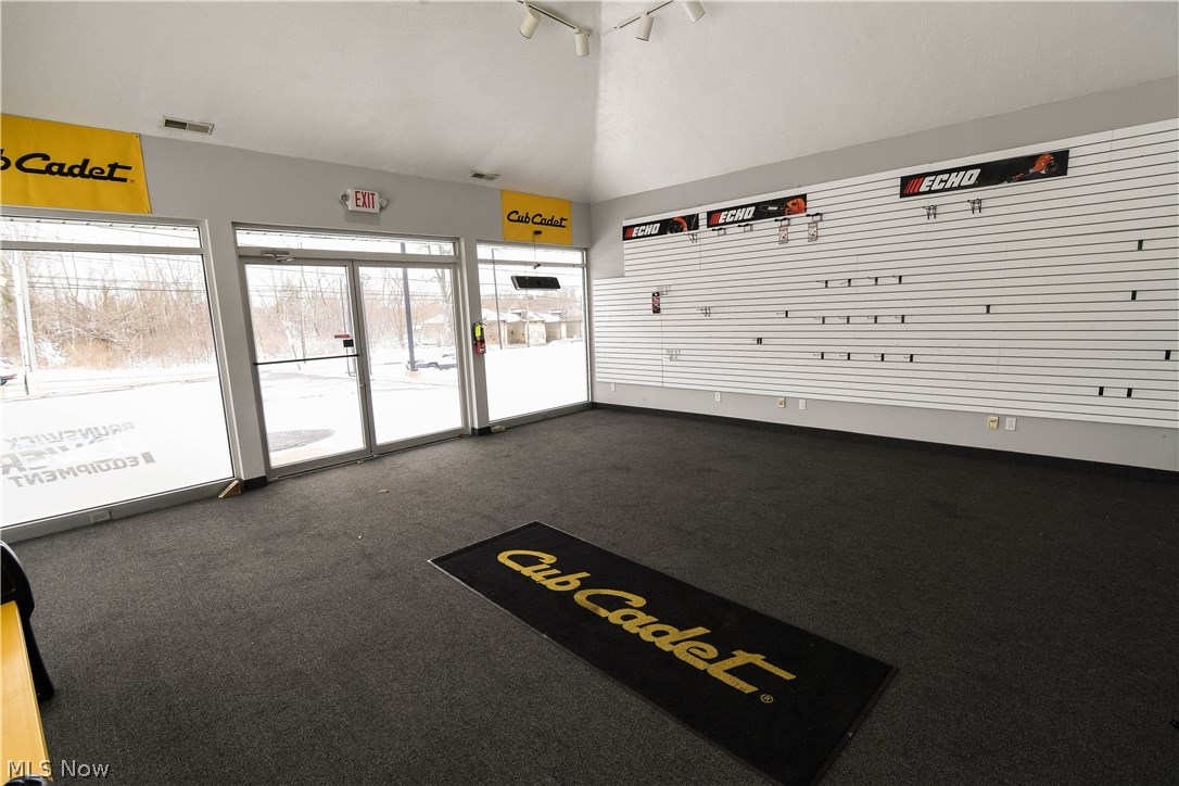 Brunswick 01 - Commercial Sale