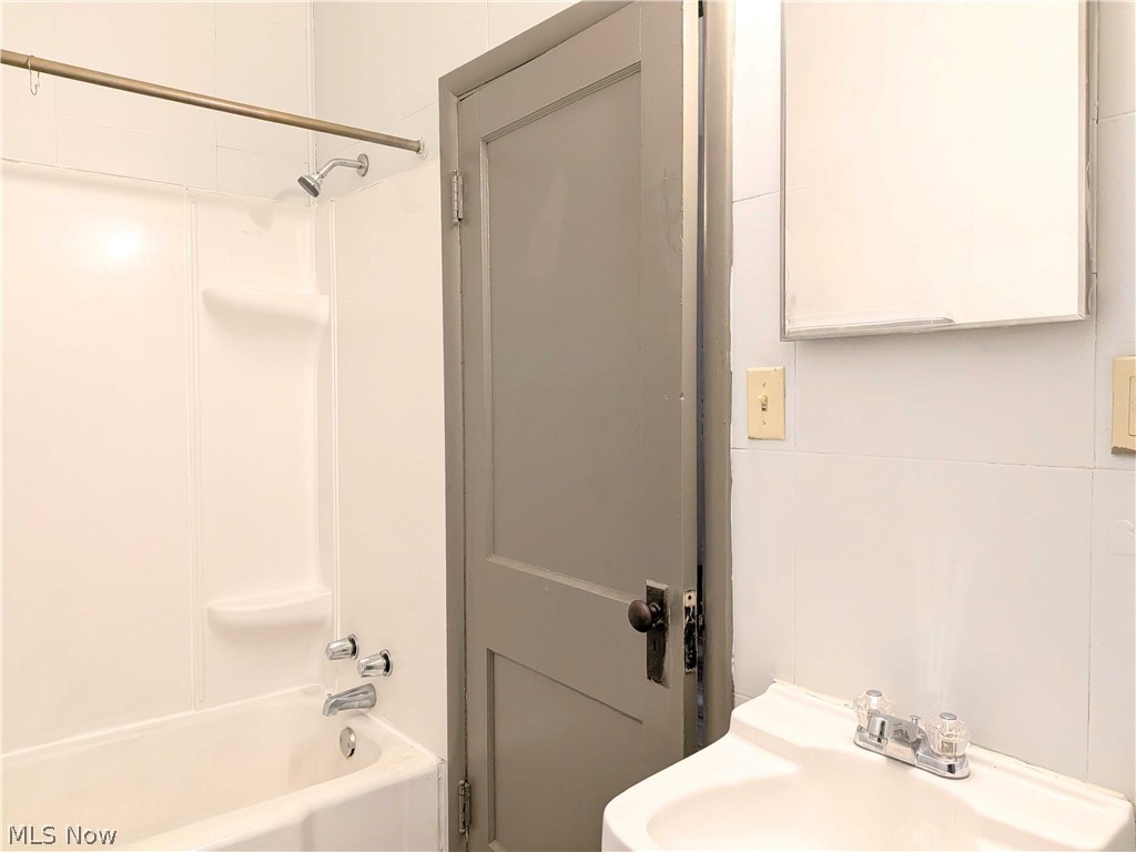 Massillon - Commercial Sale