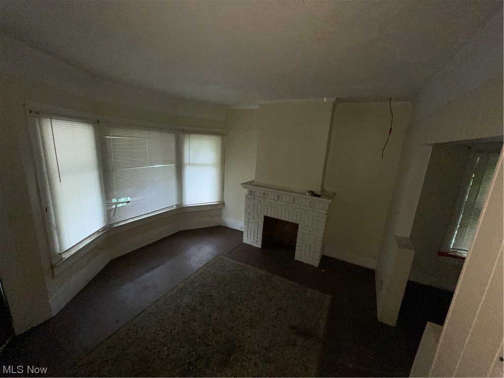 Morrison & Glenns Blvd P - Residential Income