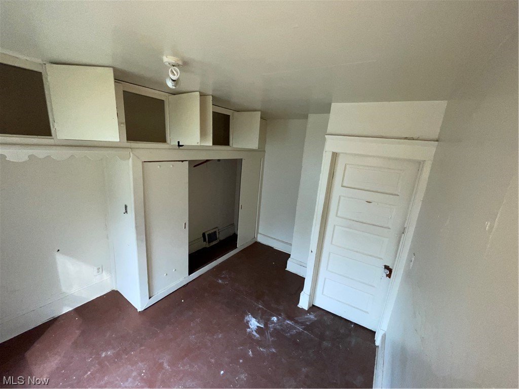 Morrison & Glenns Blvd P - Residential Income