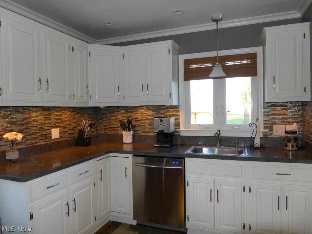 A J Halls Parkland - Residential