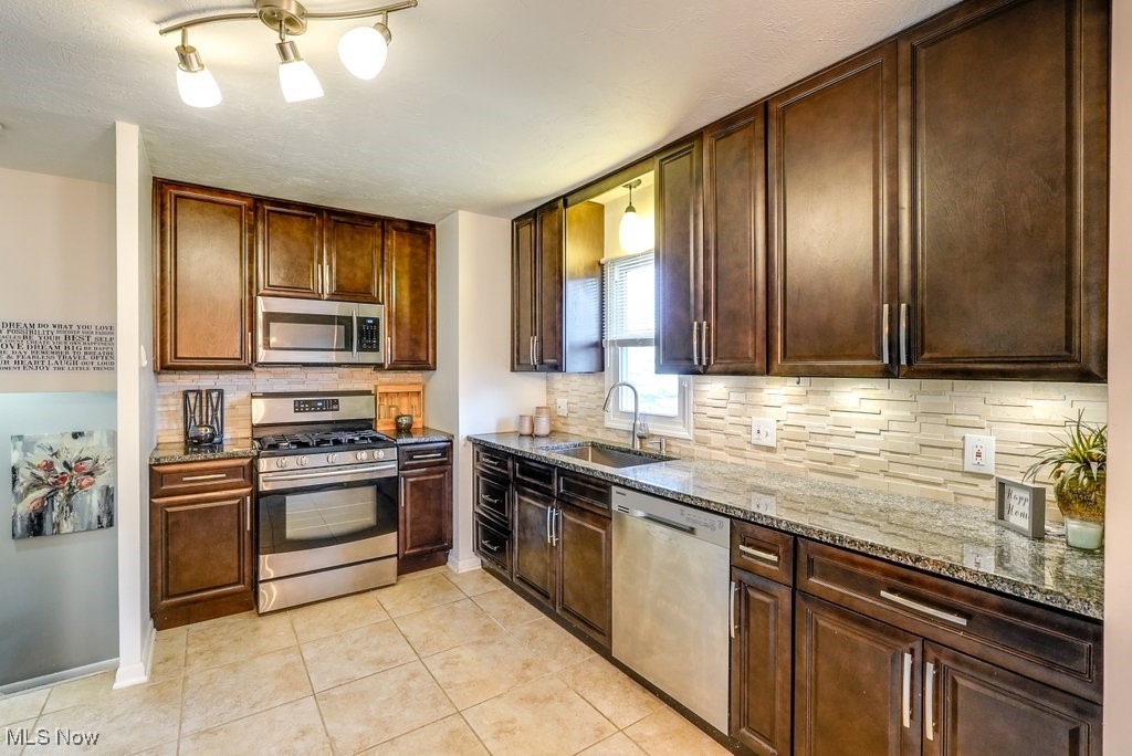 Barrington - Residential