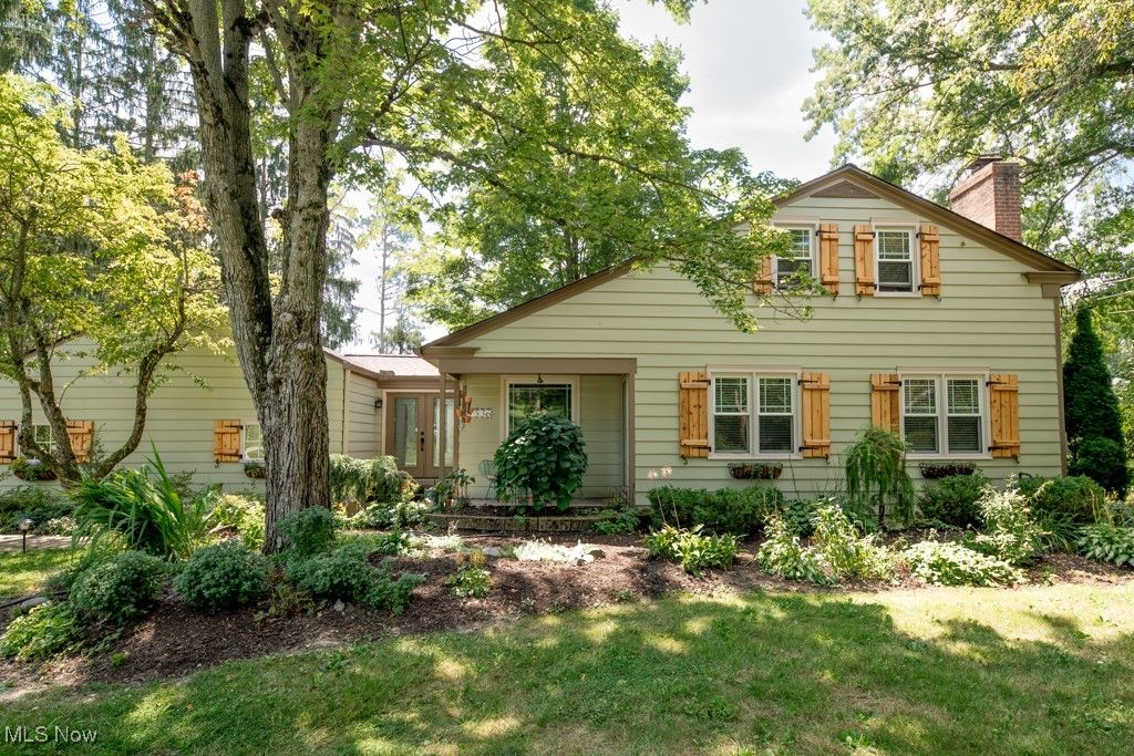 Photo of 7536 Valerie Lane, Hudson, OH 44236 (MLS # 5167245)