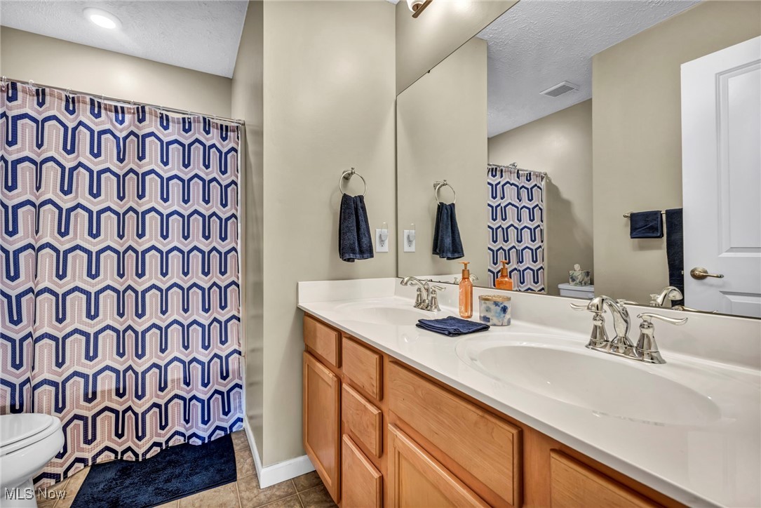 1524 Brentfield Drive, Wadsworth, Ohio image 24