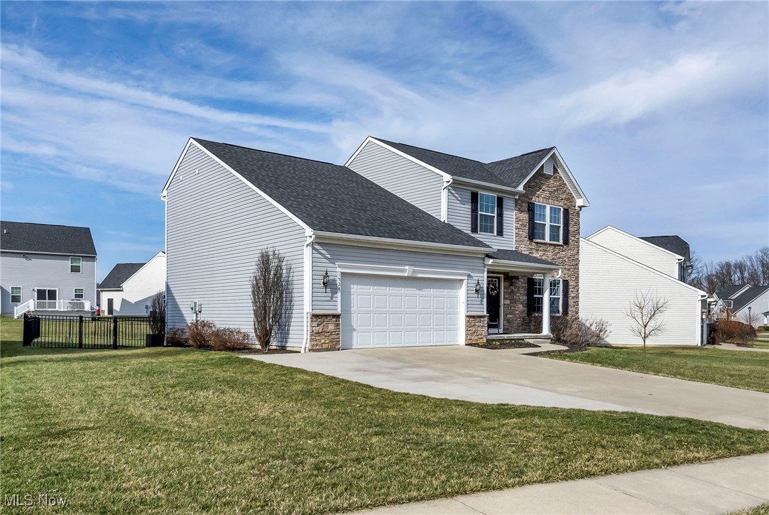 1524 Brentfield Drive, Wadsworth, Ohio image 2