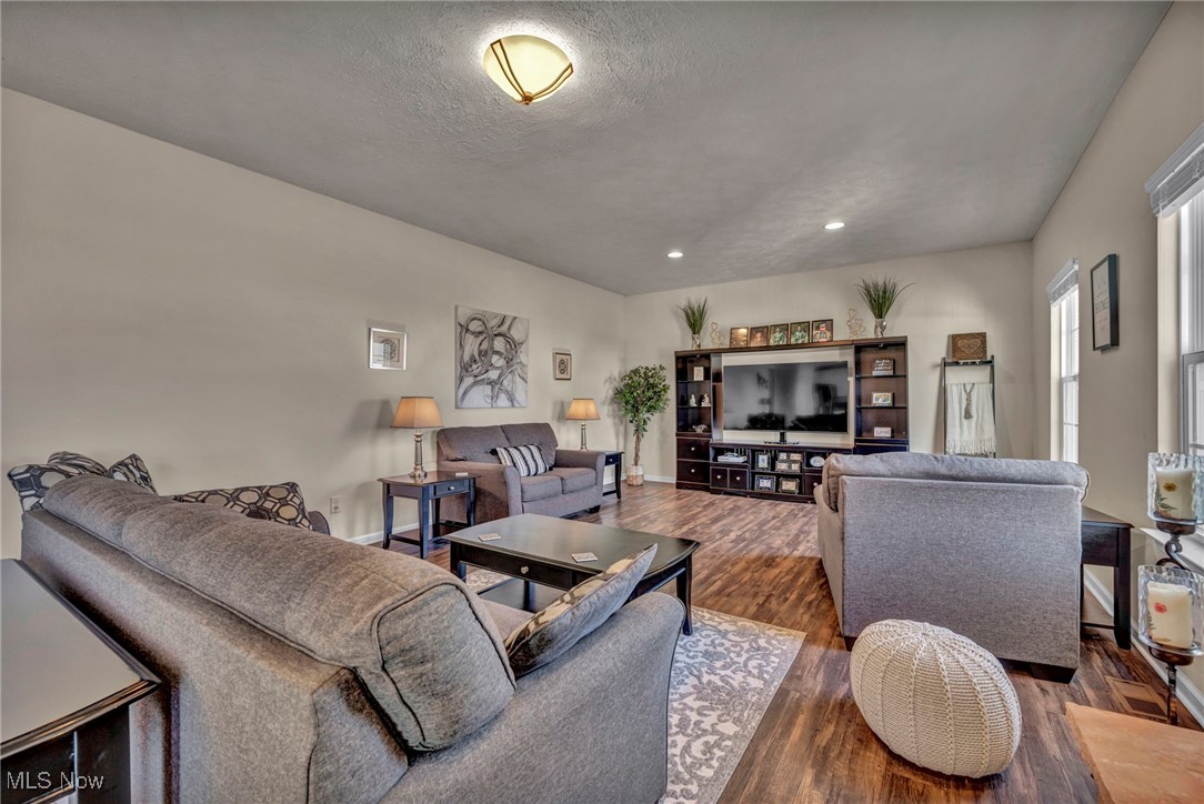 1524 Brentfield Drive, Wadsworth, Ohio image 19