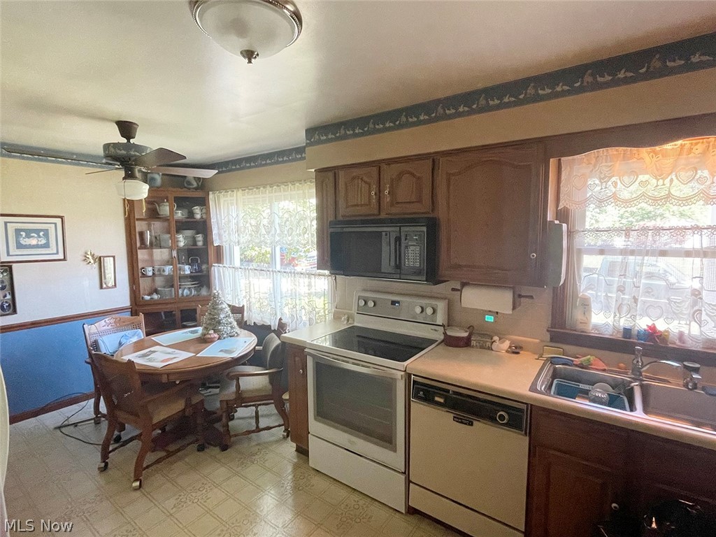 East Akron Terrace - Residential