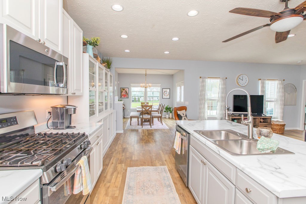 6527 Wisteria Lane, Medina, Ohio image 7