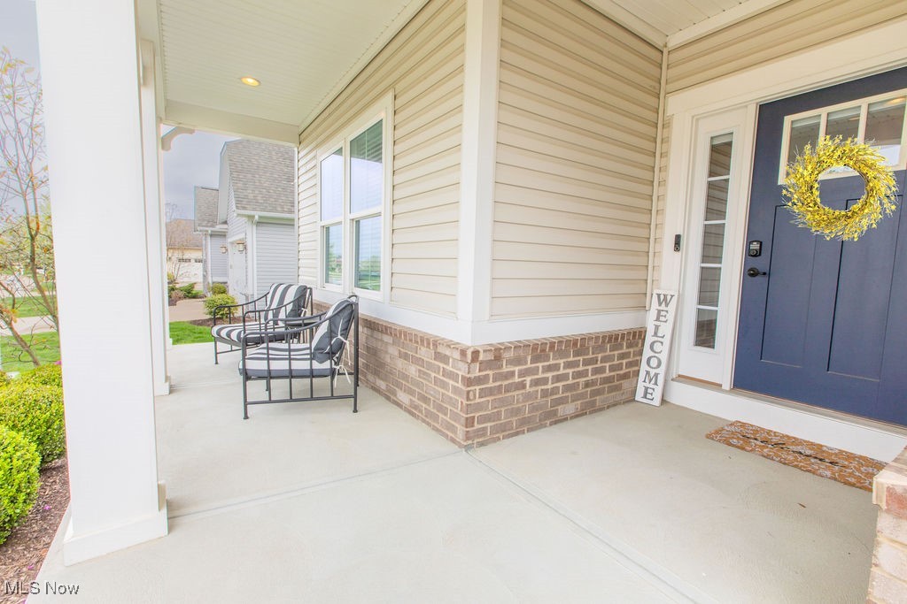 6527 Wisteria Lane, Medina, Ohio image 5