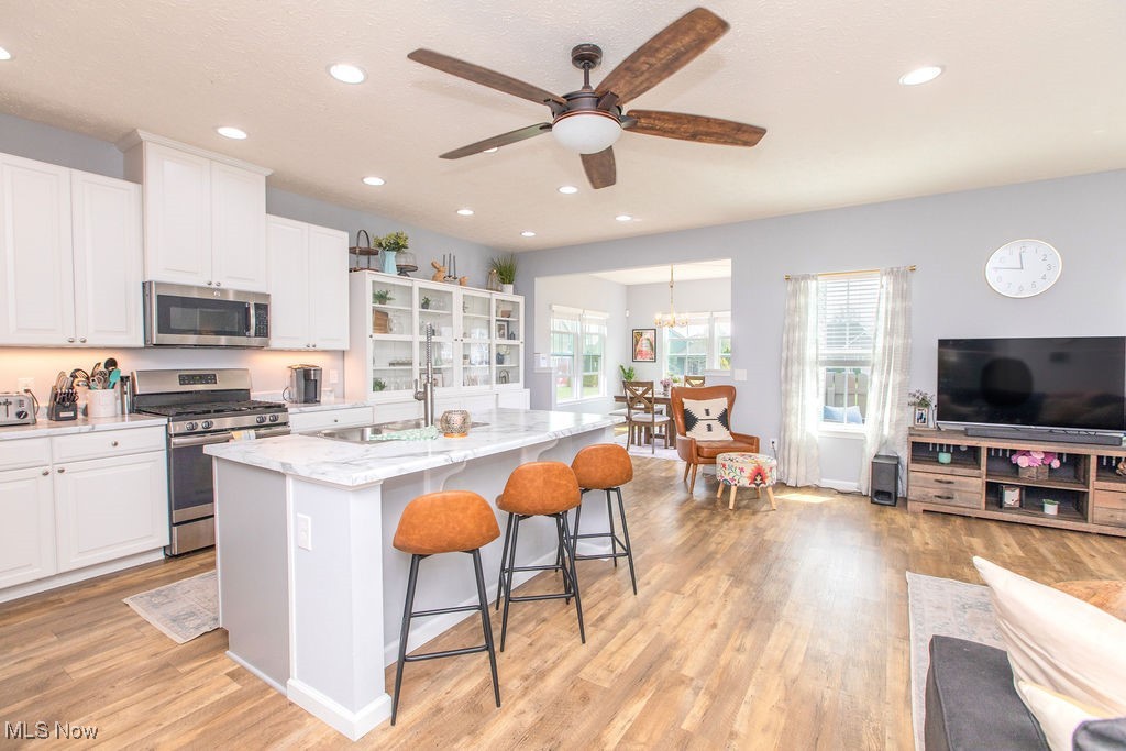 6527 Wisteria Lane, Medina, Ohio image 18