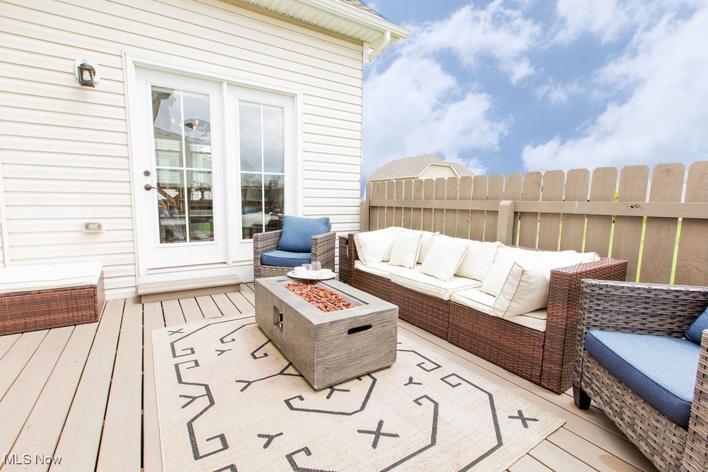 6527 Wisteria Lane, Medina, Ohio image 12