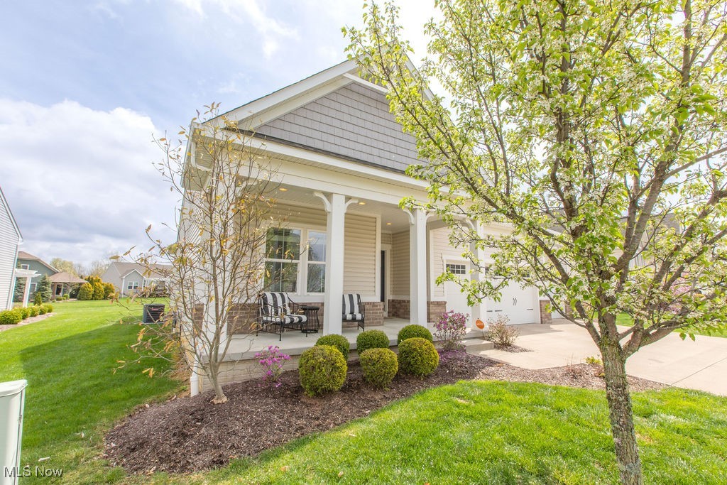 6527 Wisteria Lane, Medina, Ohio image 28