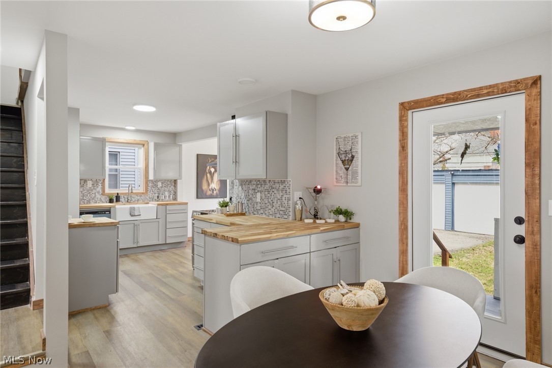 Cleveland Heights Blvd - Residential