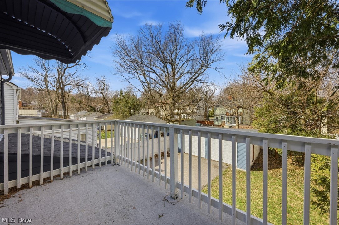 Cleveland Heights Blvd - Residential