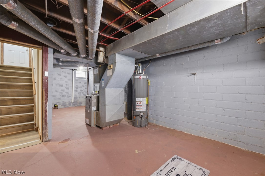 Cleveland Heights Blvd - Residential