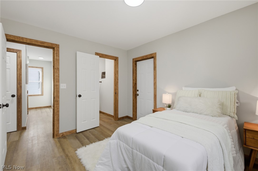 Cleveland Heights Blvd - Residential