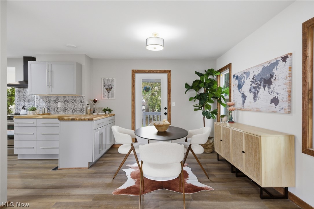 Cleveland Heights Blvd - Residential