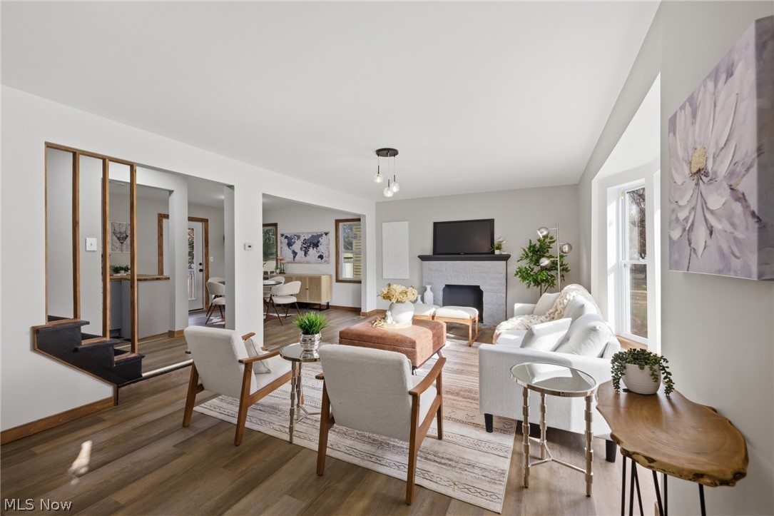 Cleveland Heights Blvd - Residential