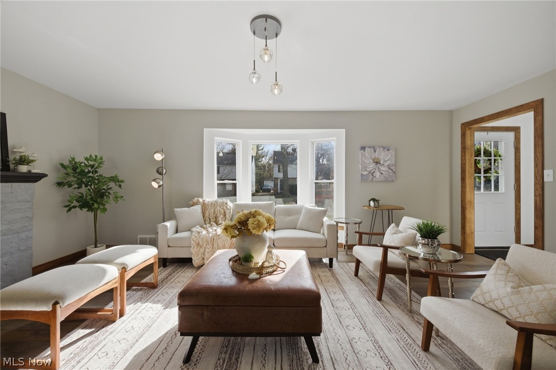 Cleveland Heights Blvd - Residential