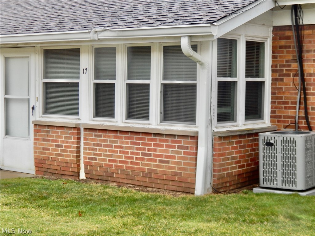 Country Club Condo - Residential