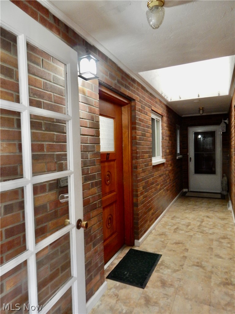 Country Club Condo - Residential