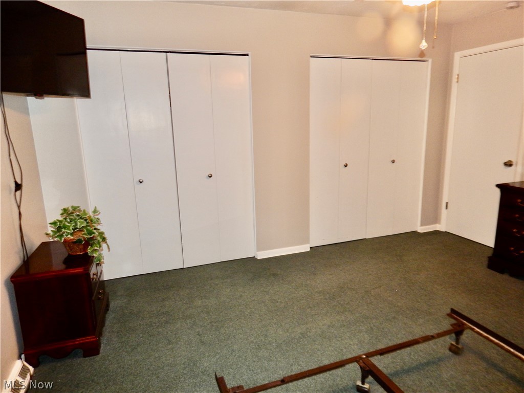 Country Club Condo - Residential