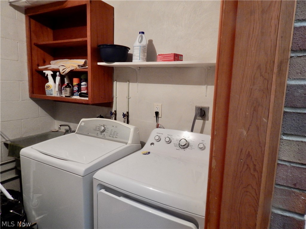 Country Club Condo - Residential