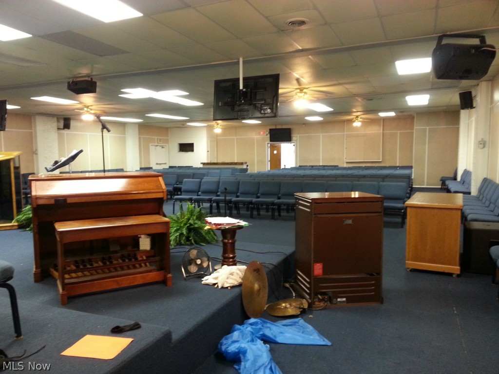 Mount Pleasant - Commercial Lease