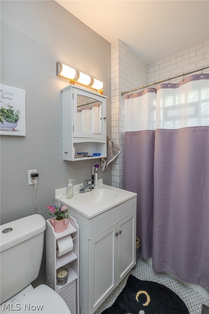 23 ADVANCE#1 0066 ALL - Residential Income