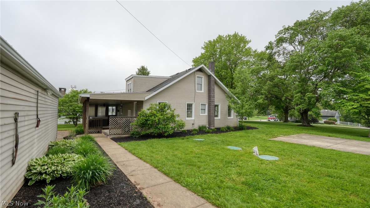 12970 Jay Layman Drive, New Concord, Ohio image 4