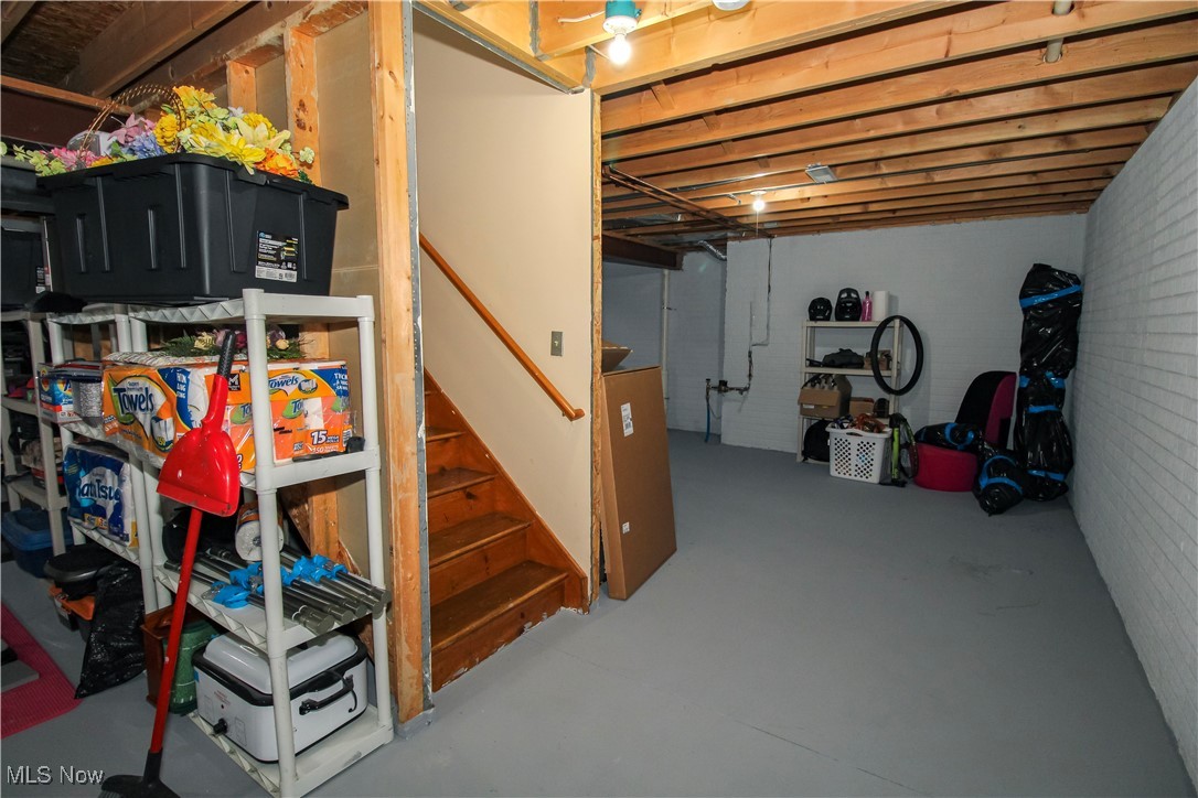 Oak Point Vill Sub - Residential