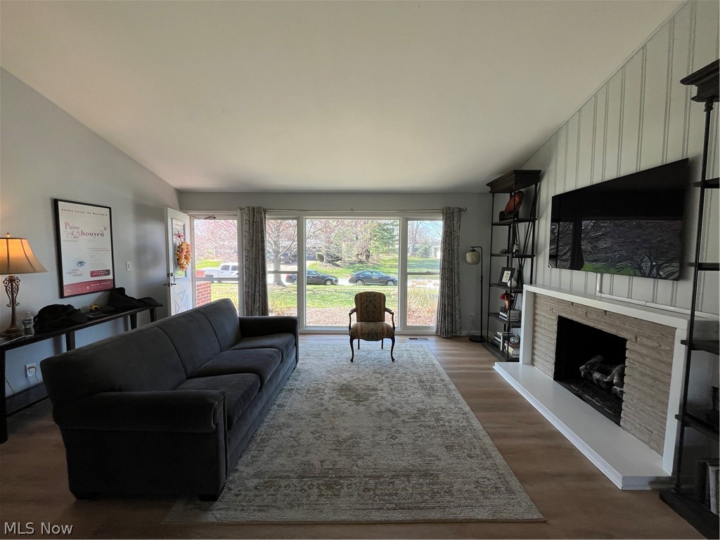 Dover Bay - Residential