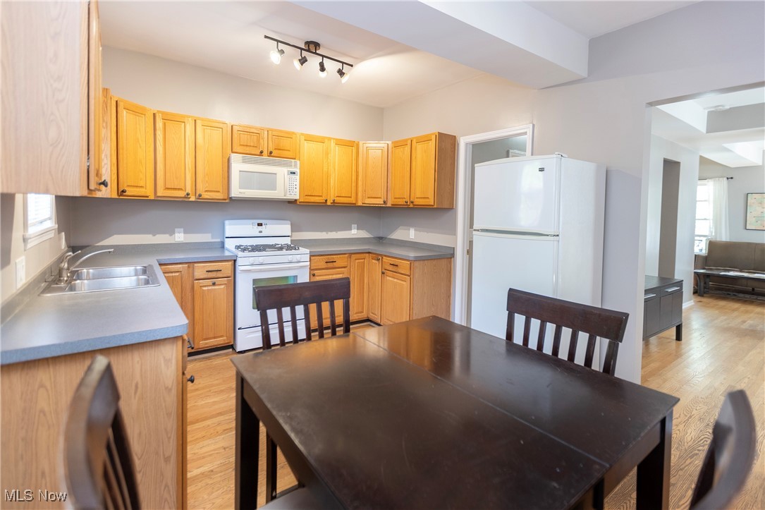 Gordon Square - Residential Lease