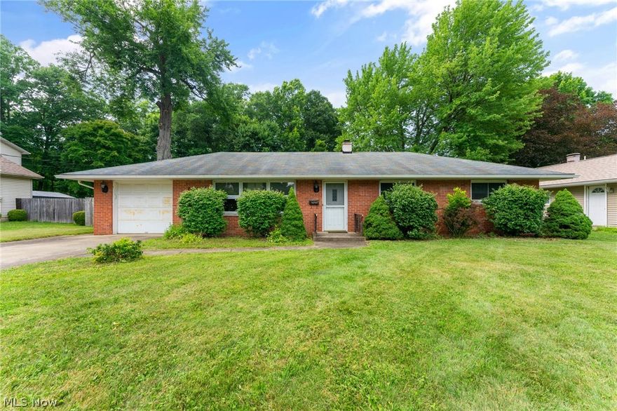 Hey there! Take a look at this cute 3-bedroom ranch home in Boardman, waiting for you to move in! The lovely living room has a big picture window to let in plenty of natural light. The dining room leads into the kitchen, offering lots of counter and cabinet space. You'll find 3 spacious bedrooms and a full bathroom. Plus, there's a large enclosed sunroom where you can relax and enjoy the view, complete with an electric fireplace. The backyard is also fenced-in for extra peace of mind.