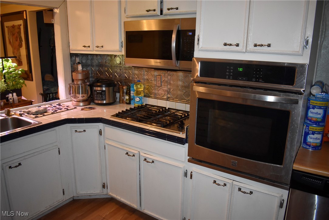 3744 Woodbine Avenue, Hubbard, Ohio image 4