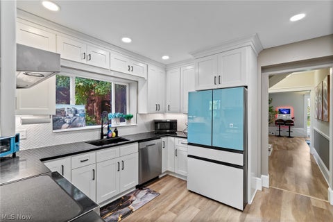 Tiny photo for 190 N Highland Avenue, Akron, OH 44303 (MLS # 5255023)
