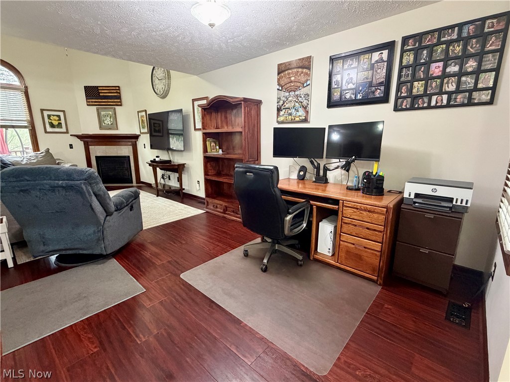 Royal Oaks Club Condo Ph 03 - Residential