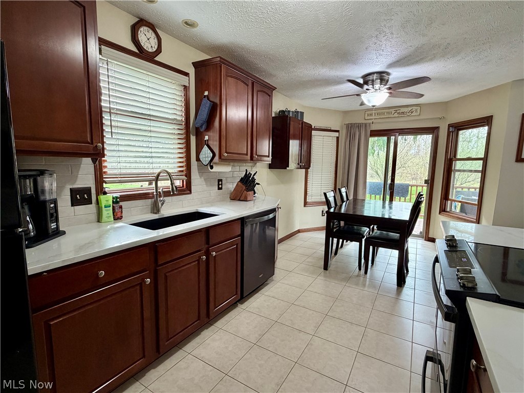 Royal Oaks Club Condo Ph 03 - Residential