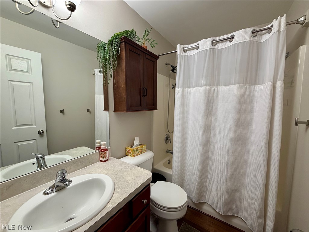 Royal Oaks Club Condo Ph 03 - Residential