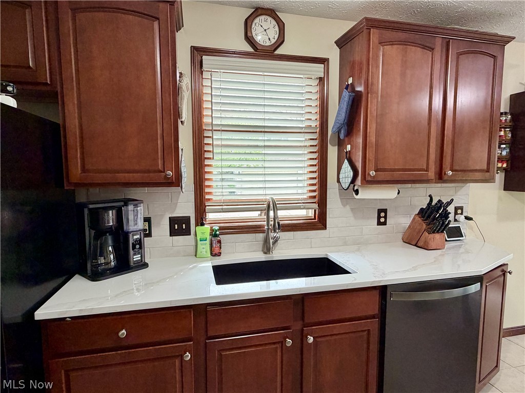 Royal Oaks Club Condo Ph 03 - Residential