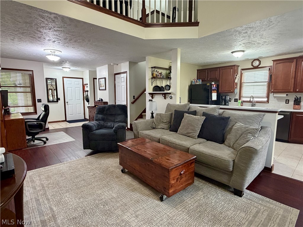 Royal Oaks Club Condo Ph 03 - Residential