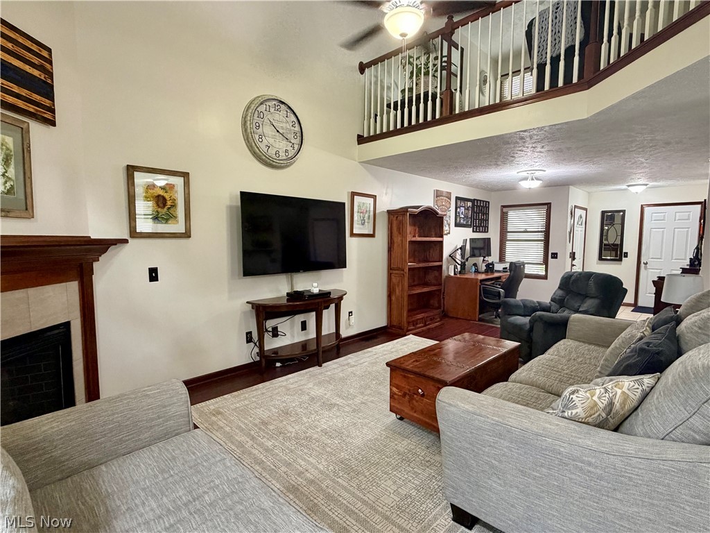 Royal Oaks Club Condo Ph 03 - Residential