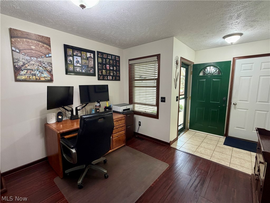 Royal Oaks Club Condo Ph 03 - Residential