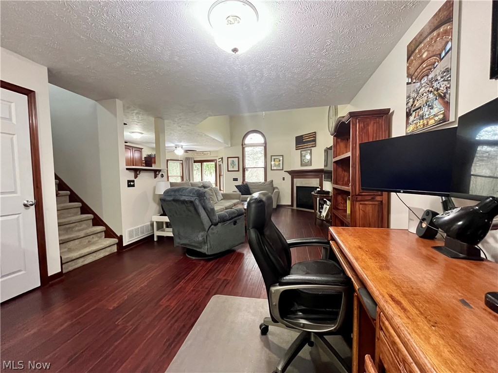 Royal Oaks Club Condo Ph 03 - Residential