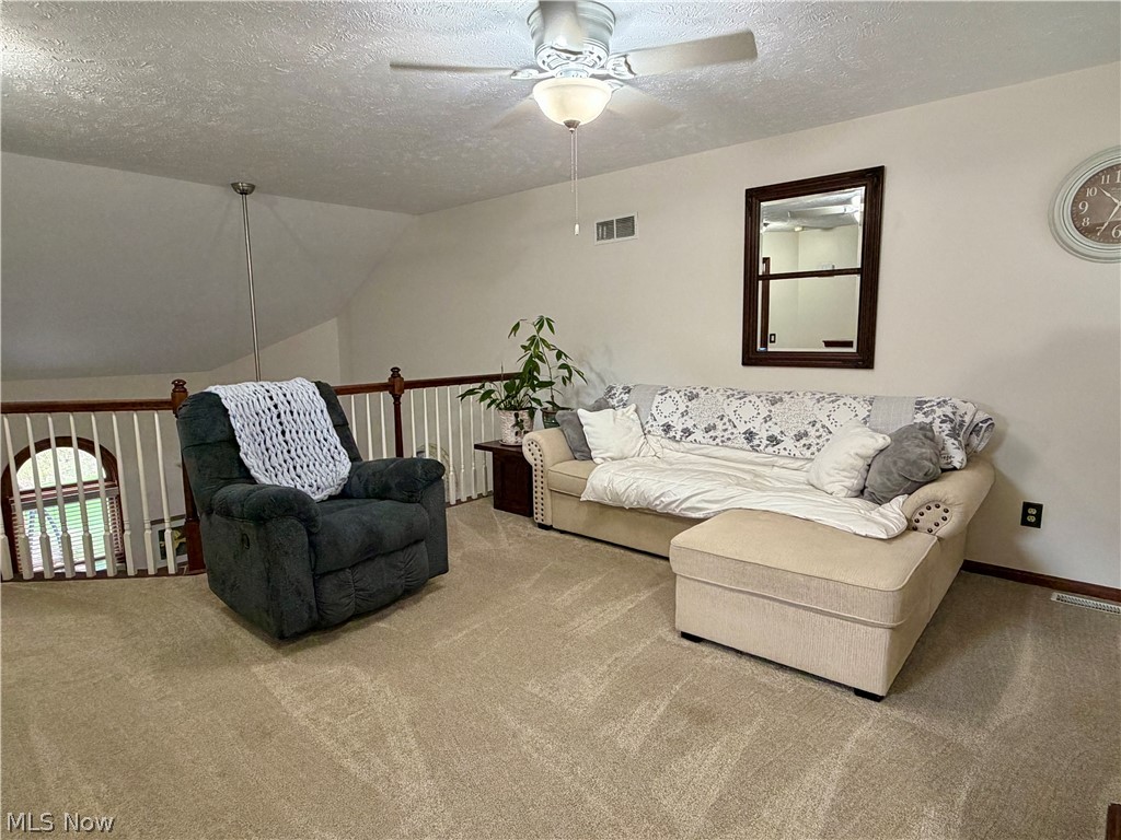 Royal Oaks Club Condo Ph 03 - Residential